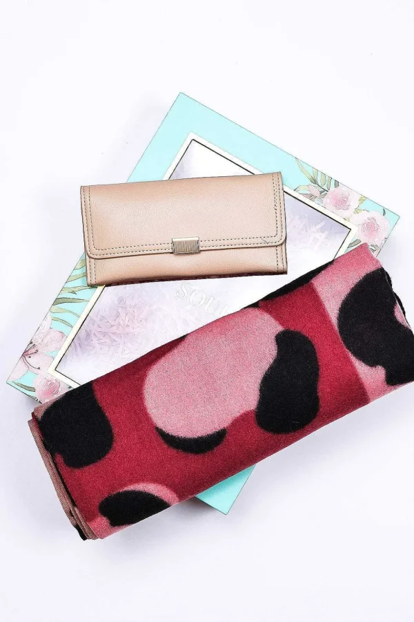 Animal Scarf And Purse Set In Pink Tones
