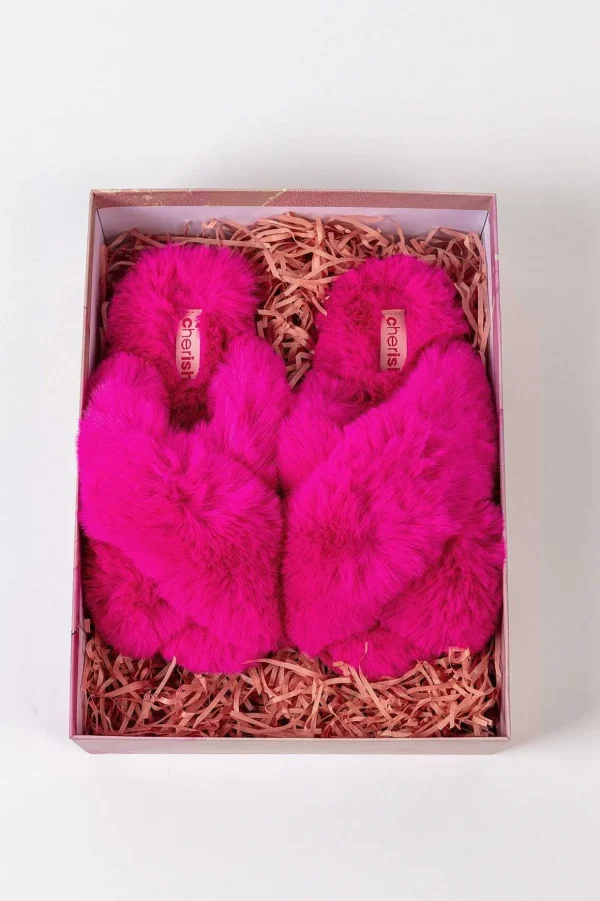 Boxed Faux Fur Quilted Slippers In Pink