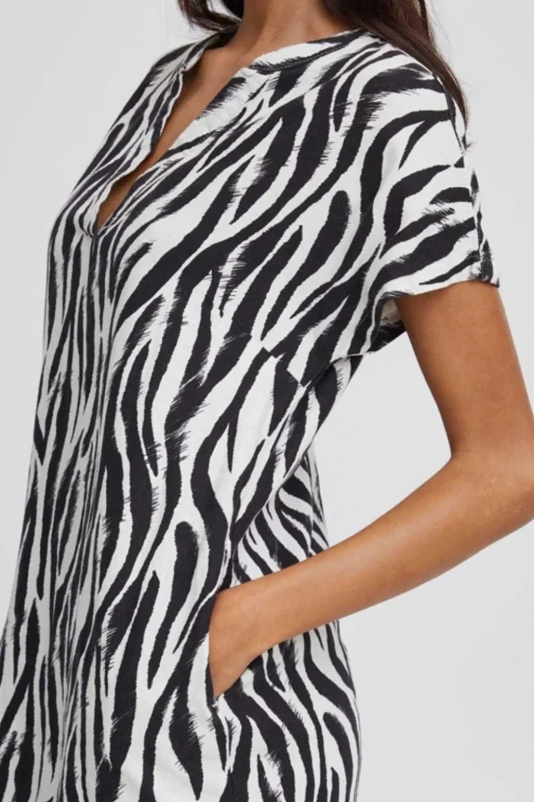 Byfalakka Animal Print Dress