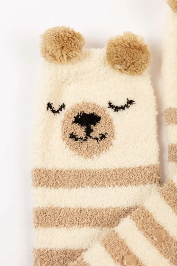 Cream Fluffy Boxed Slipper Socks