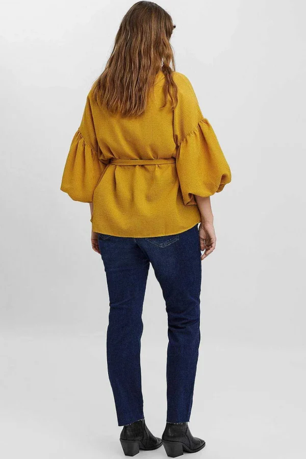 Curve - 3/4 Length Sleeve Blouse In Gold