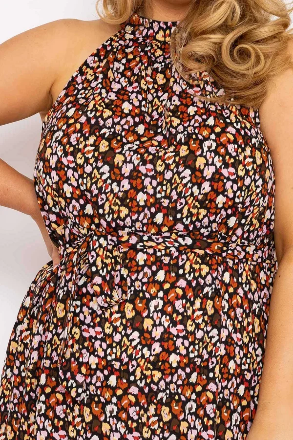 Curve - Halter Neck Maxi Dress In Black Print