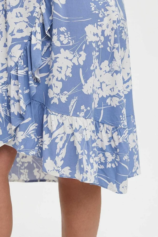 Curve - Lexie Dress In Blue Print
