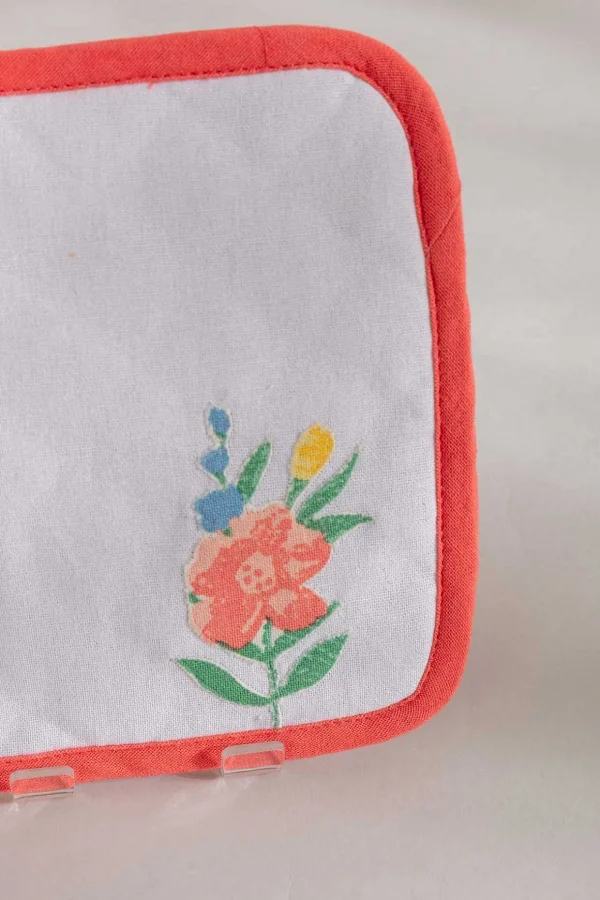 Daisy Pot Holder