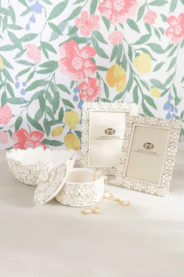 Daisy Trinket Box