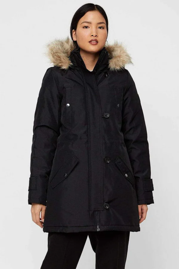 Excursion Parka In Black
