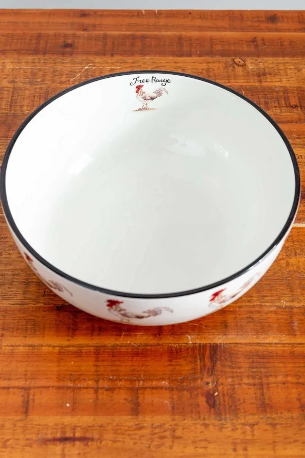 Farm Design Serving Bowl