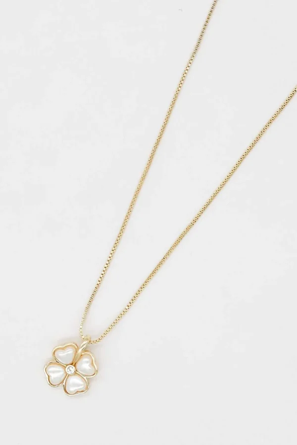 Flower Necklace In Gold