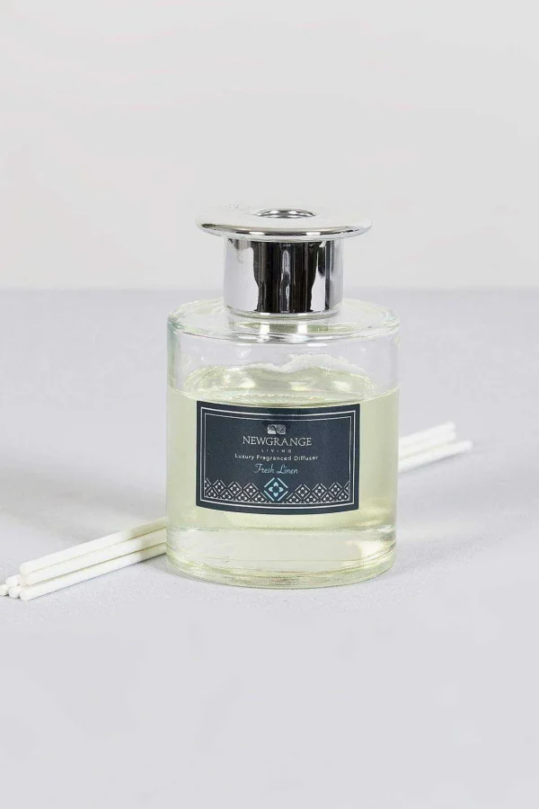 Fresh Linen Reed Diffuser