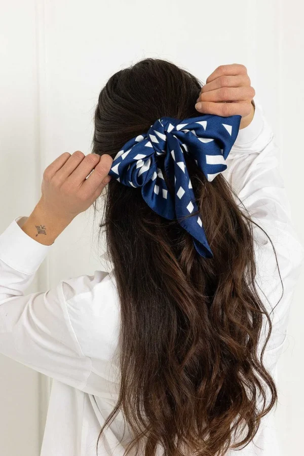 Geo Neckerchief Scarf In Navy