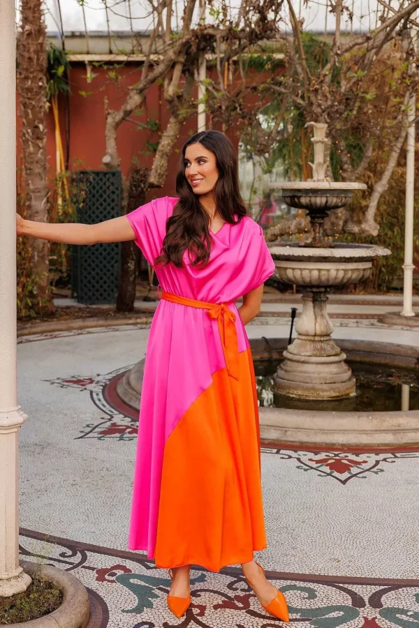 Gigi Midi Dress In Pink