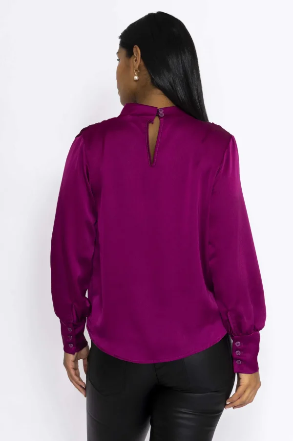 Gigi Sateen Top In Magenta