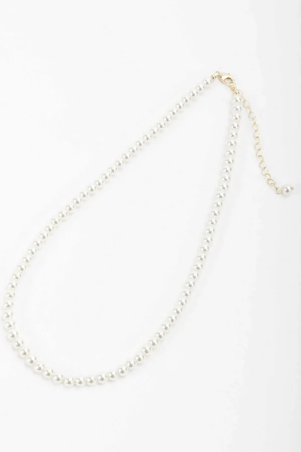 Gold Clasp Pearl Necklace