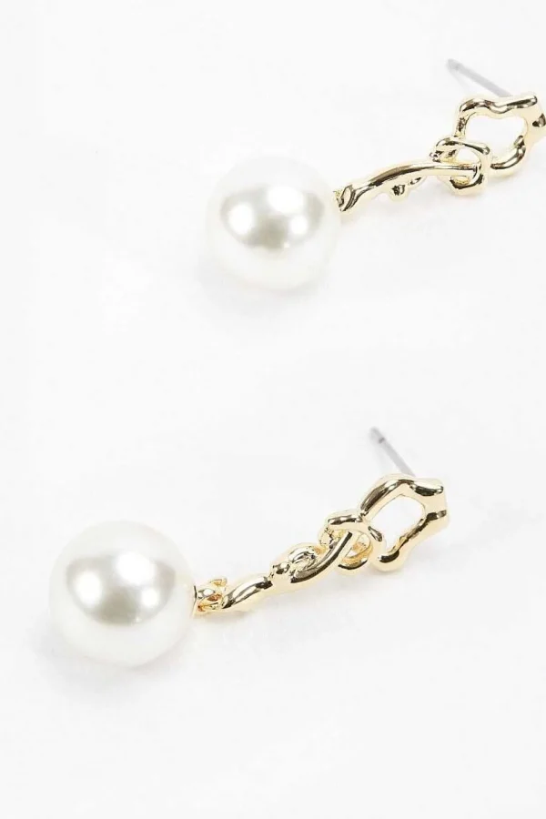 Gold Tone Drop Pearl Earring