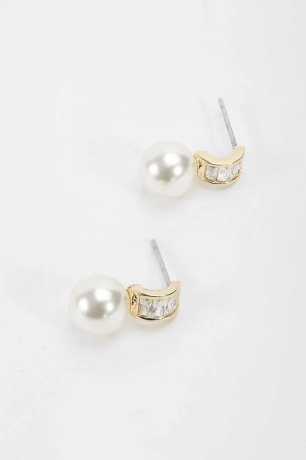 Gold Tone Drop Pearl Earrings