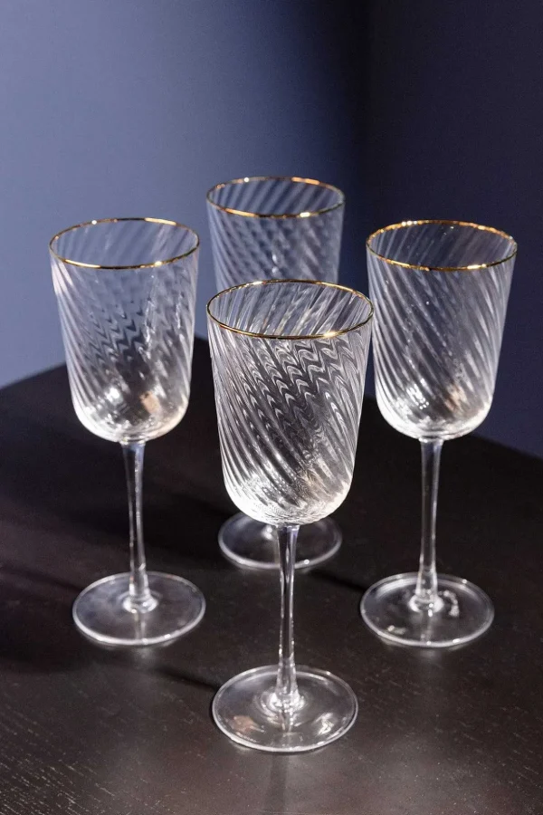 Gold Trimmed Wine Glass Set Of 4