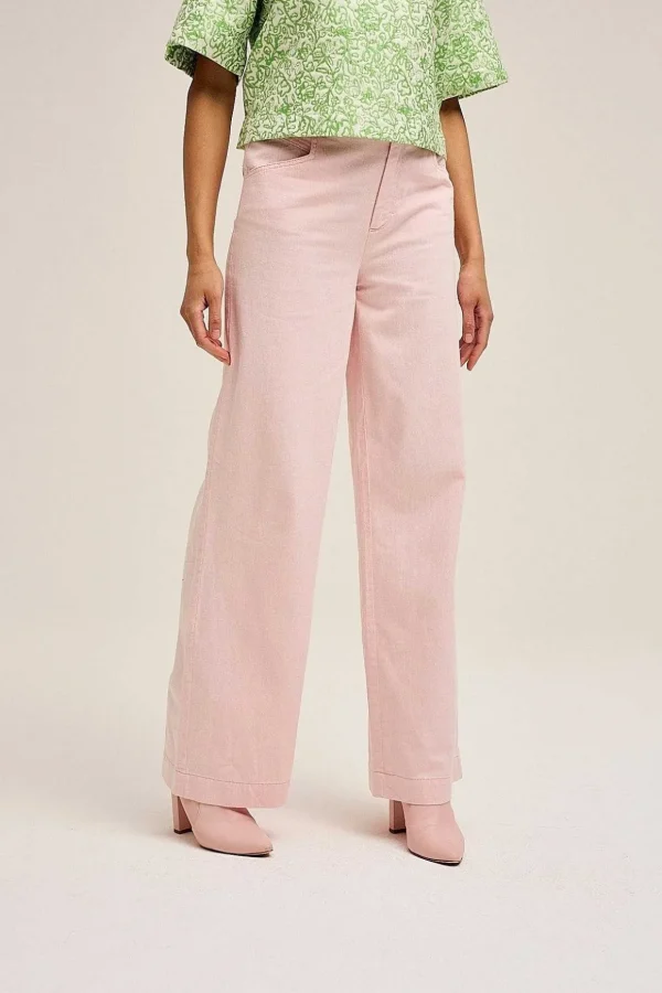Jake Wide Leg Jeans In Pink