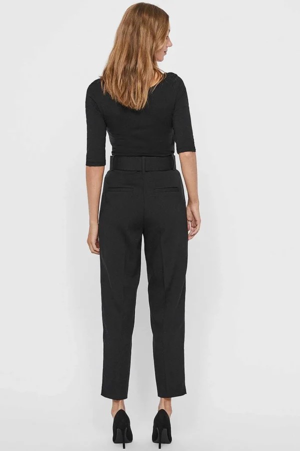Julie Carrot Pleat Pants In Black