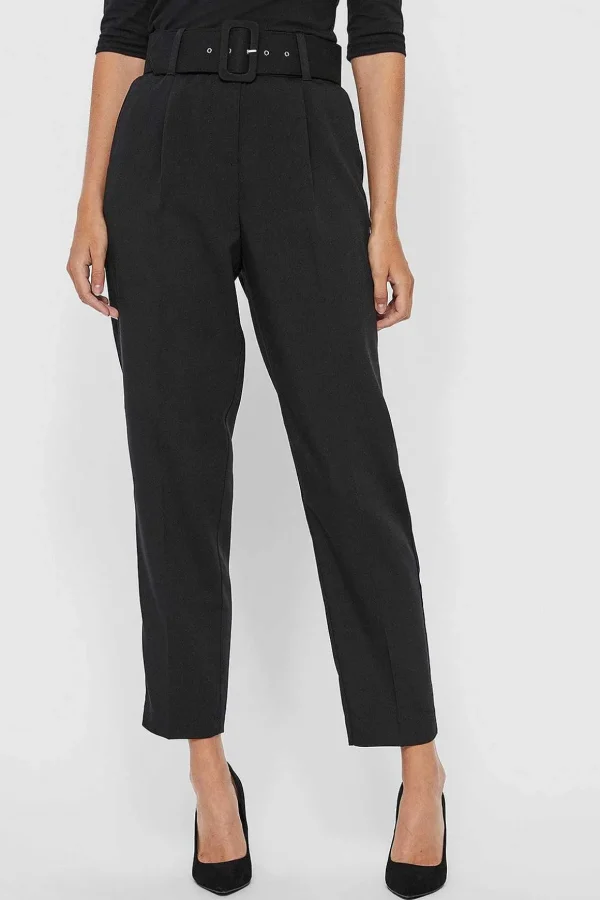 Julie Carrot Pleat Pants In Black