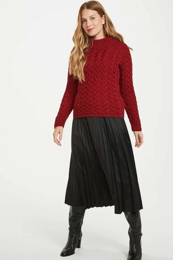 Knightstown Aran Crew Sweater In Red