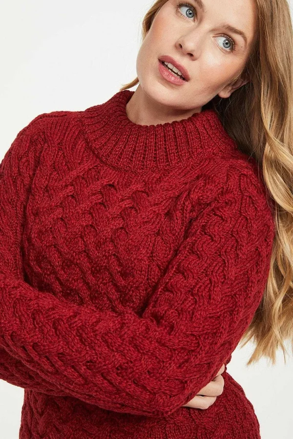 Knightstown Aran Crew Sweater In Red