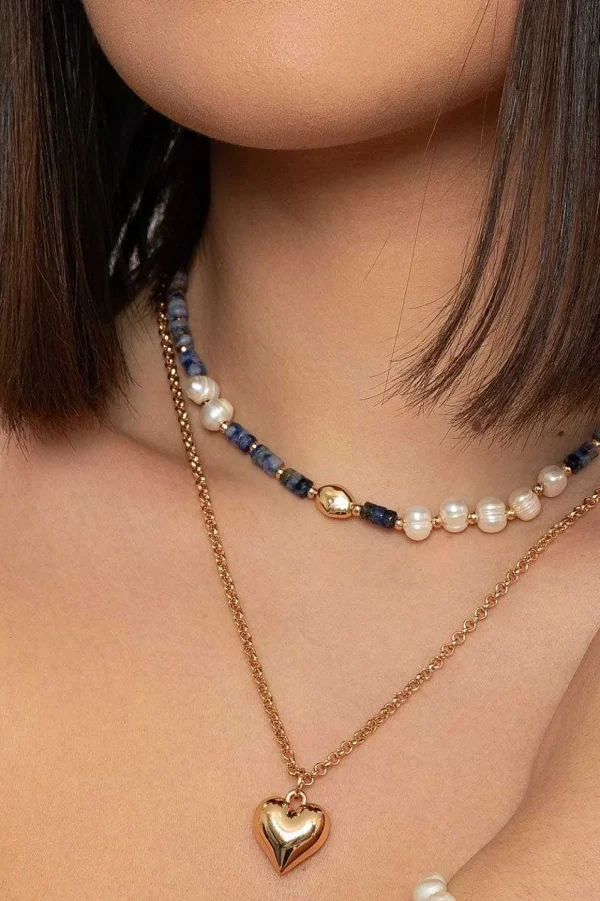 Medium Length Heart Gold Pendant Necklace