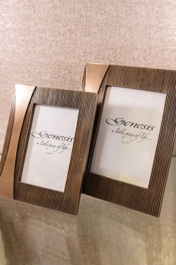 Modern Bronze Frame 6 X 4