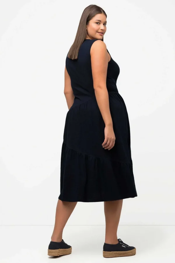 Navy Sleeveless Midi Dress
