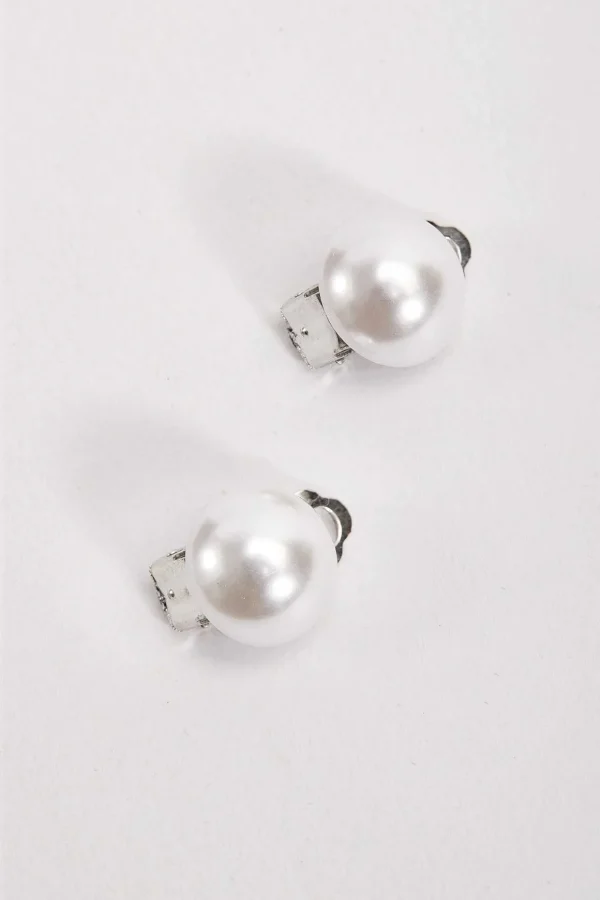 Pearl Clip On Earrings