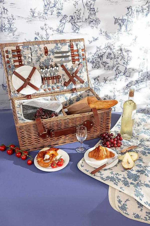 4 Person Picnic Basket Blue Floral