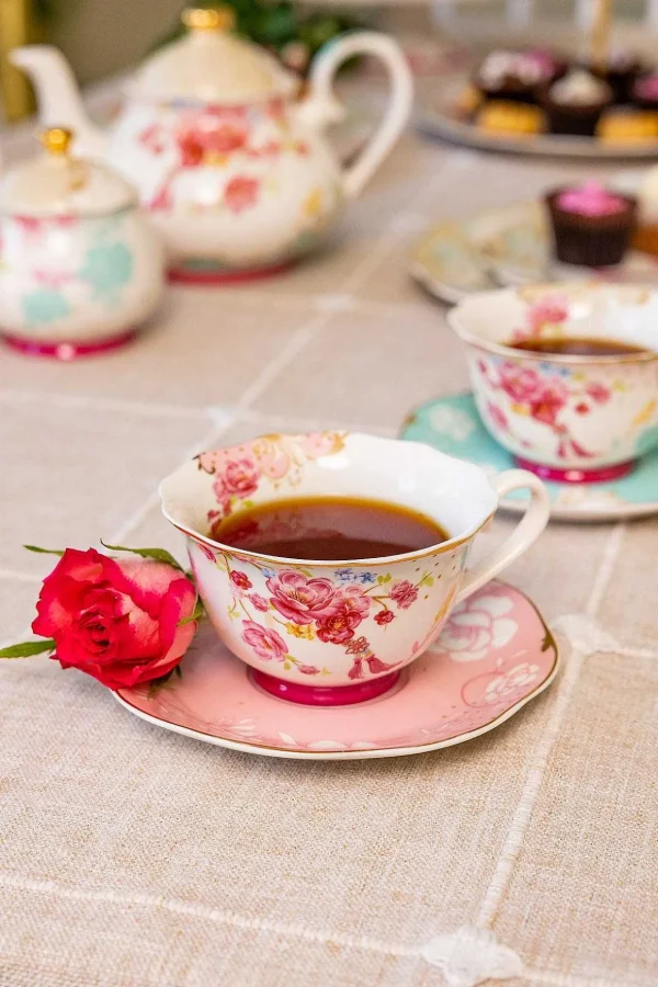 Rosa Belle Cups & Saucer Set