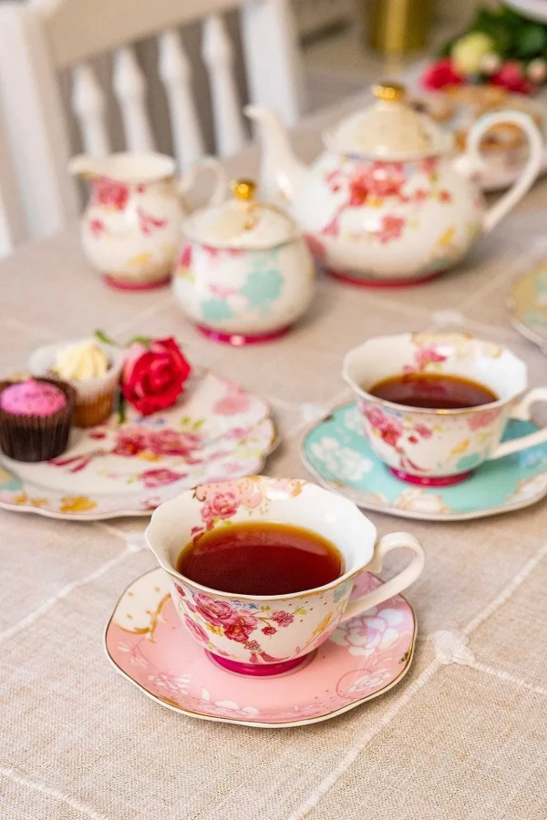 Rosa Belle Cups & Saucer Set