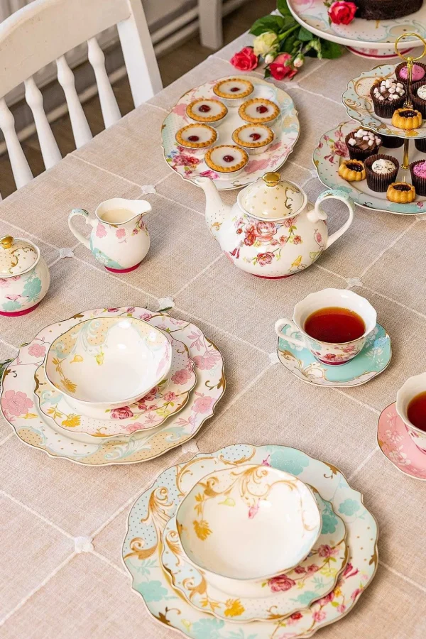 Rosa Belle Salt & Pepper Set