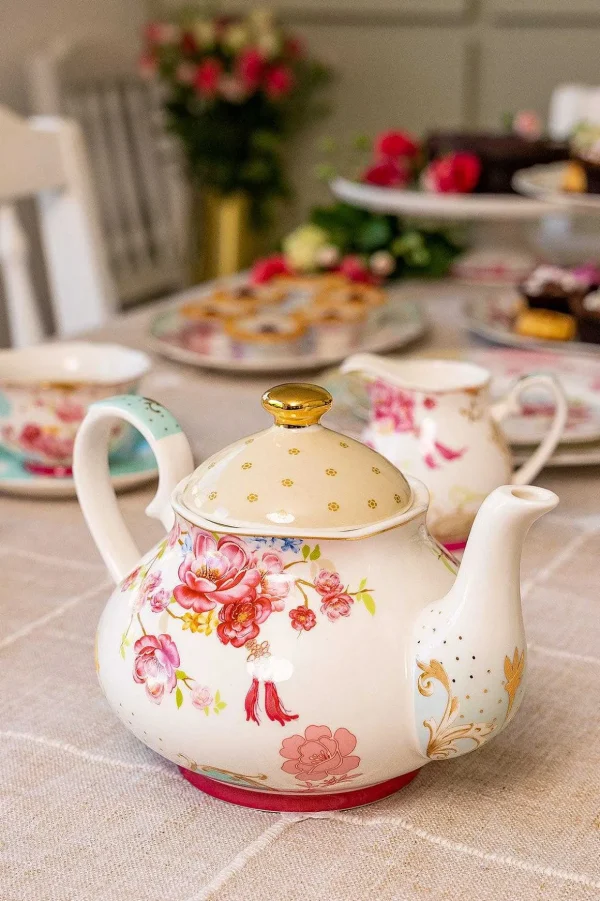 Rosa Belle Tea Pot