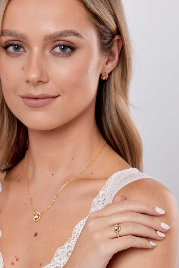 Round Champagne Ring Size 8