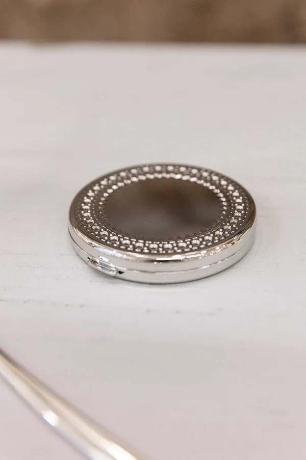 Round Compact Mirror