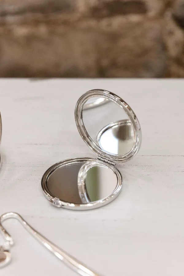 Round Compact Mirror