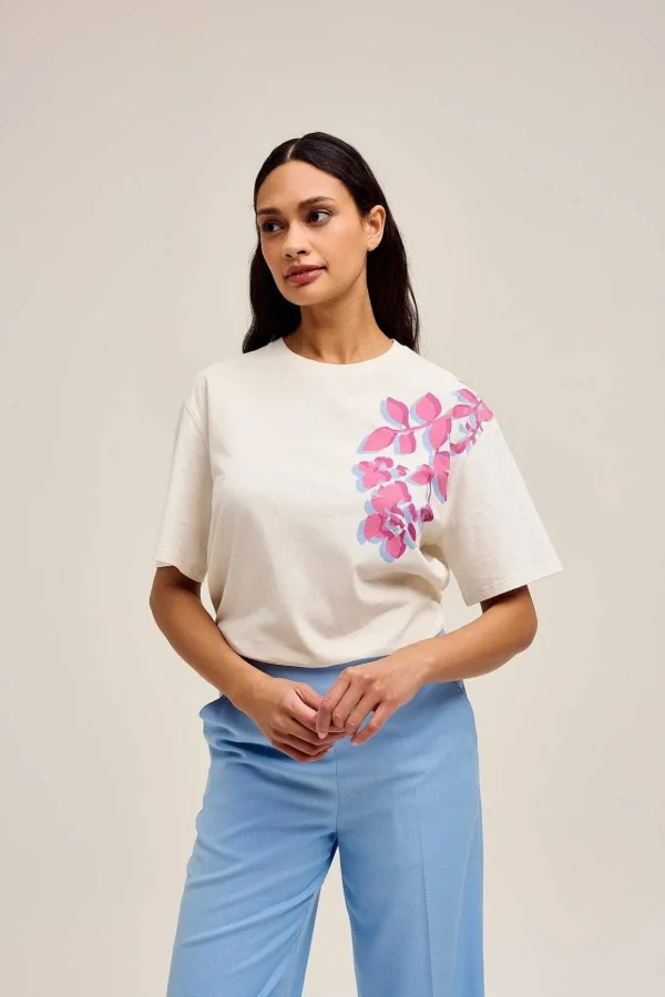 Saira T-Shirt In White