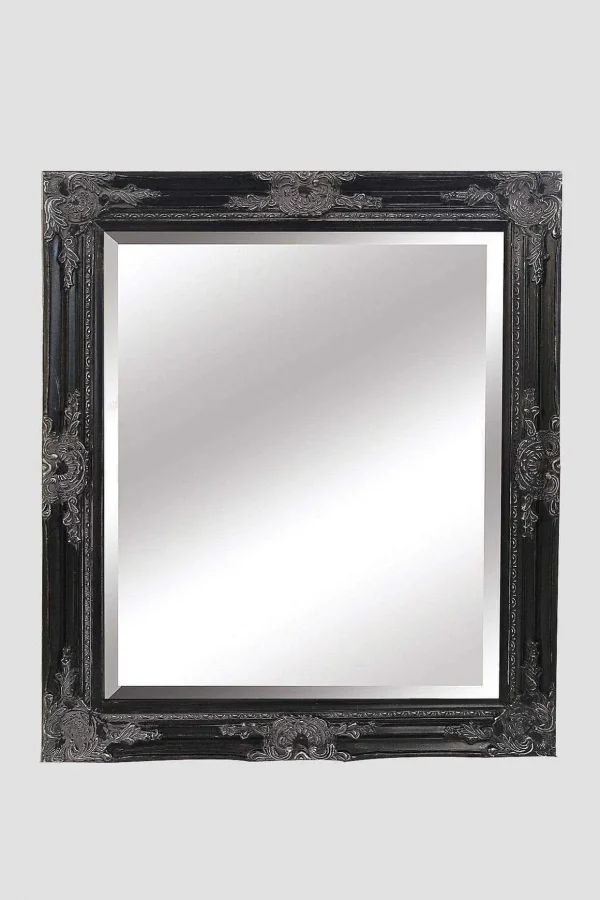 Sarah Black Mirror