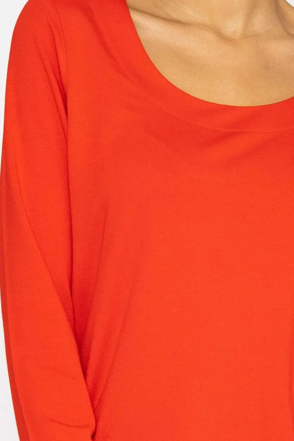 Scoop Neck Tee In Red