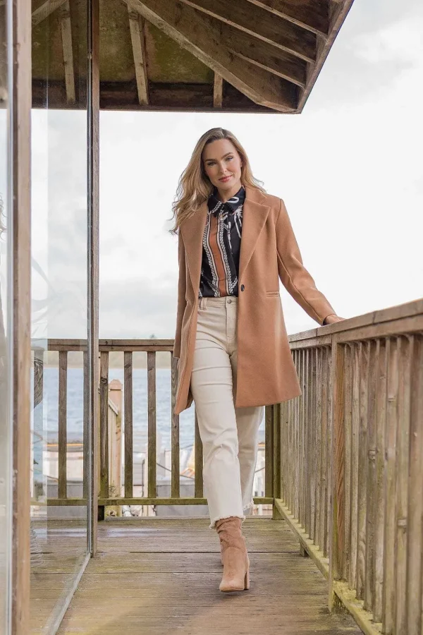 Seamless Hem Jeans In Cream