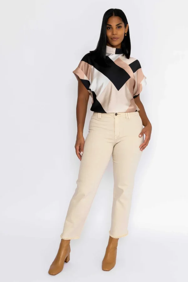 Seamless Hem Jeans In Cream