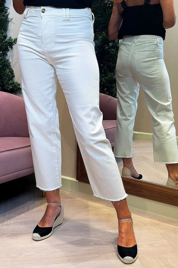 Seamless Hem Jeans In Ecru
