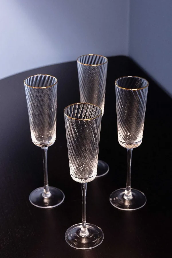 Set Of 4 Gold Trimmed Champagne Flutes
