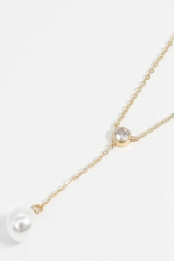 Single Drop Pearl Necklace