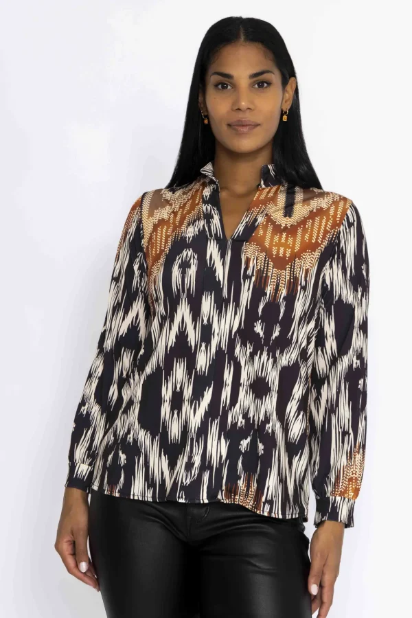 Soft V-Neck Basic Top In Black