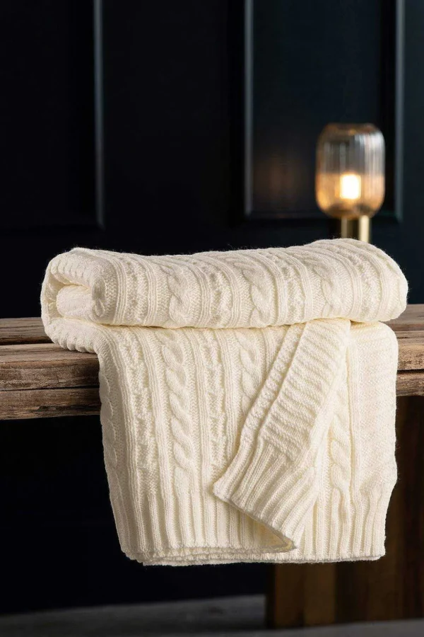 Soft White Aran Knit Throw