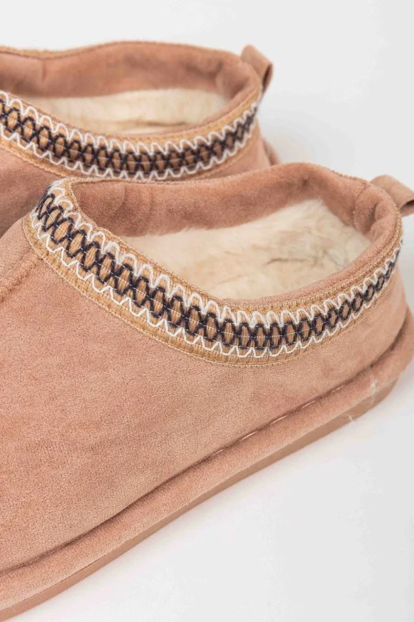 Suedette Mule Slippers In Pink