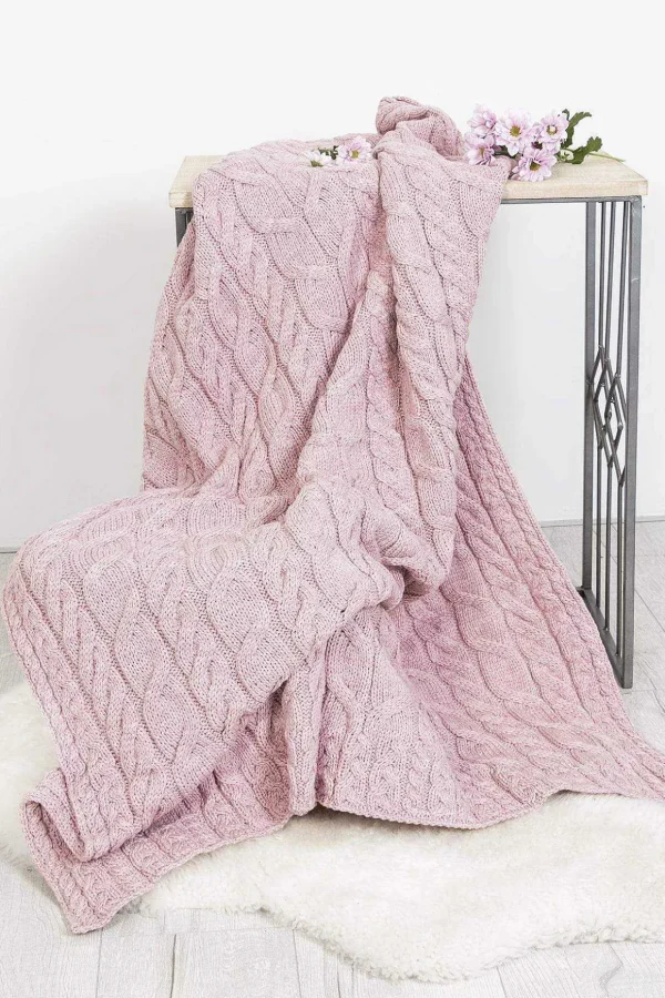 Super Soft Merino Throw In Pink