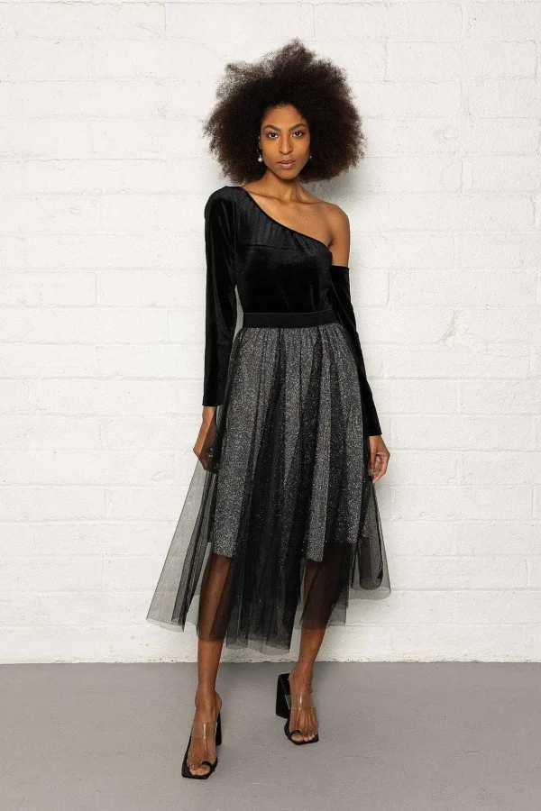 Symone Skirt In Black
